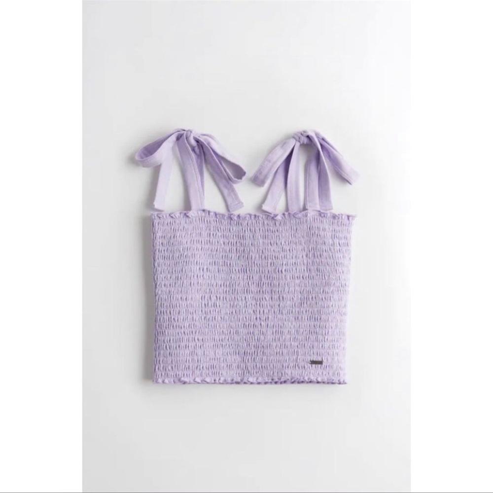 New with tag Hollister smocked cotton tank top in lavender xs